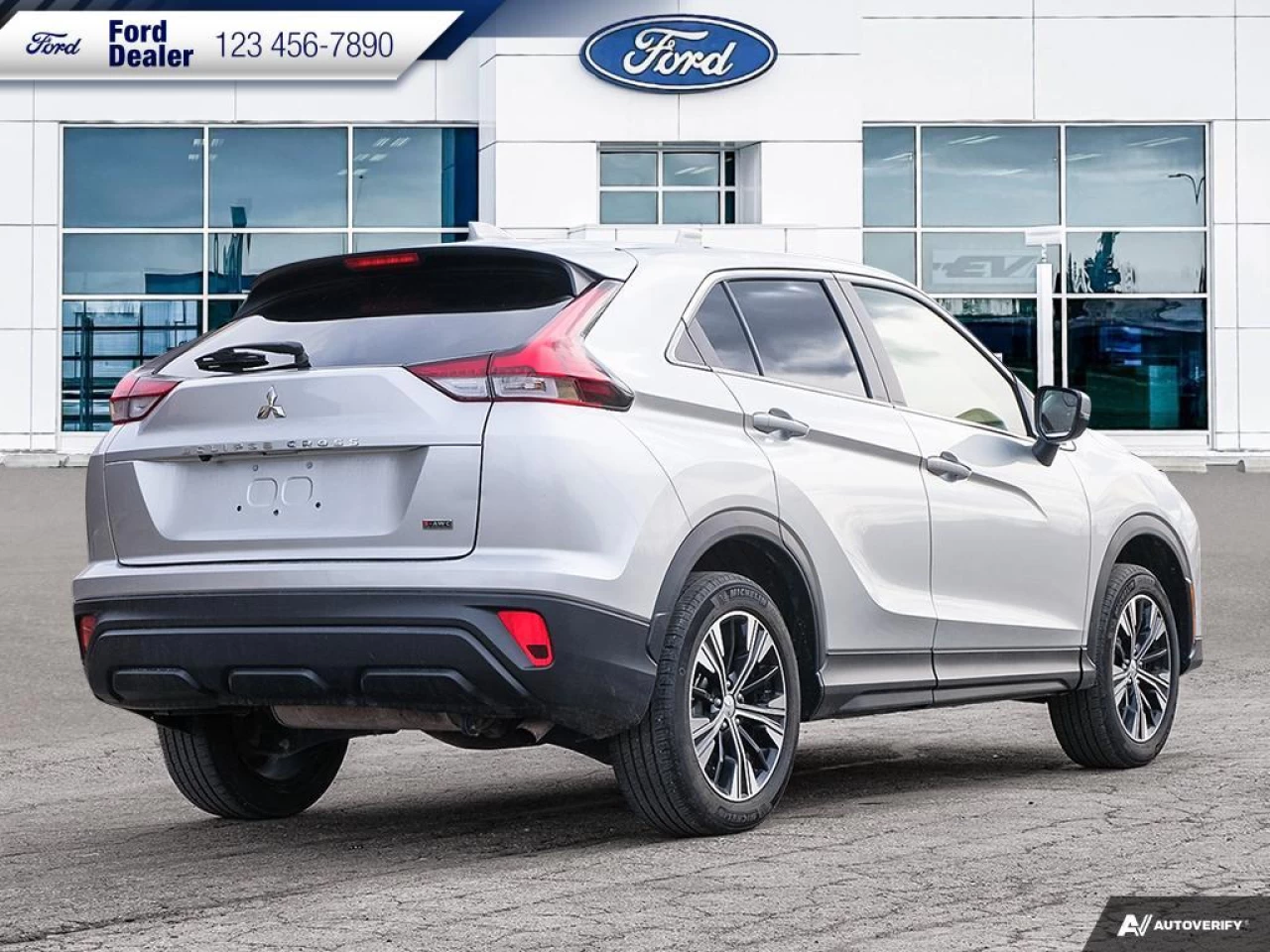 2022 Mitsubishi Eclipse Cross ES Main Image