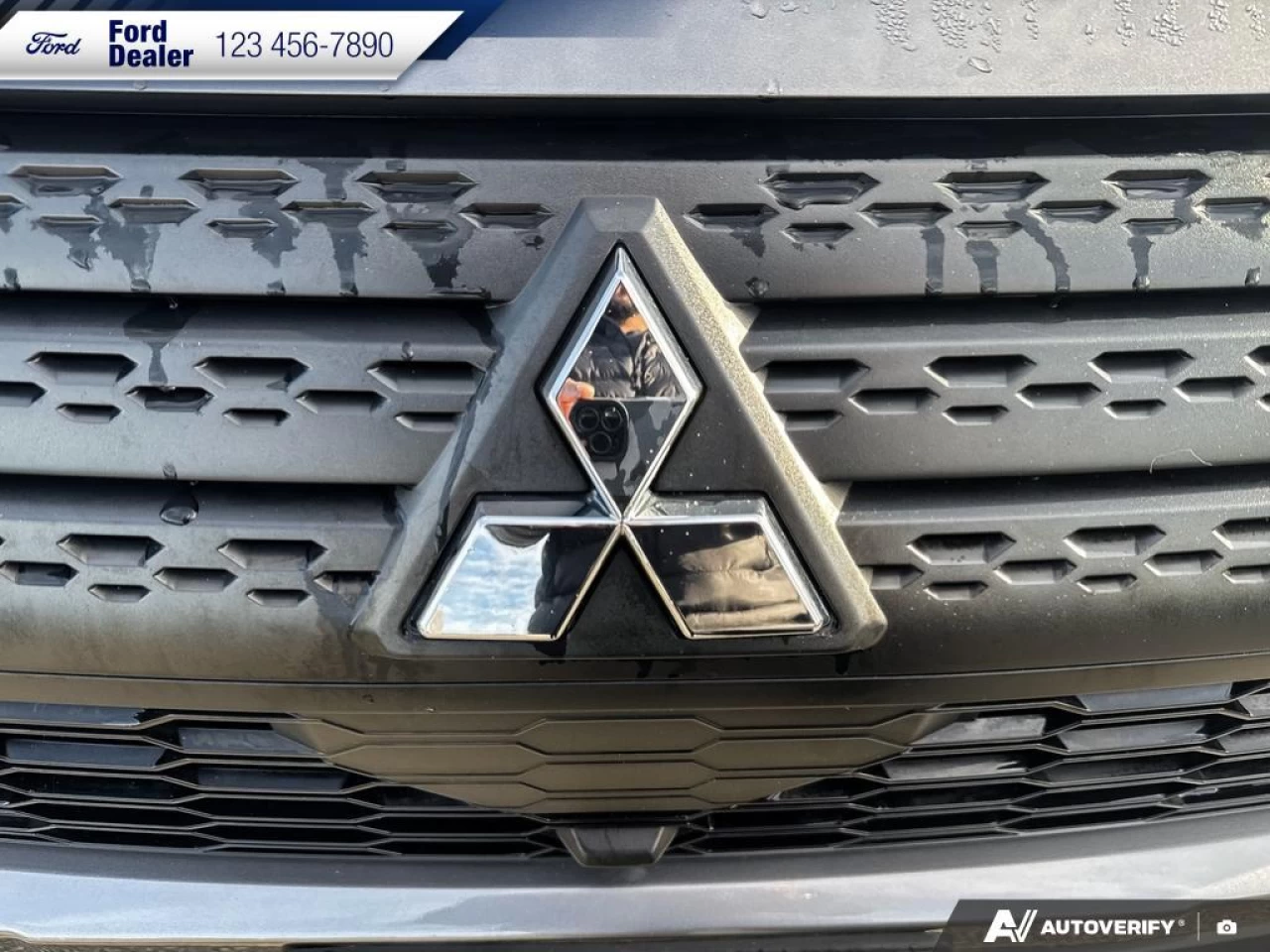 2022 Mitsubishi Eclipse Cross ES Main Image