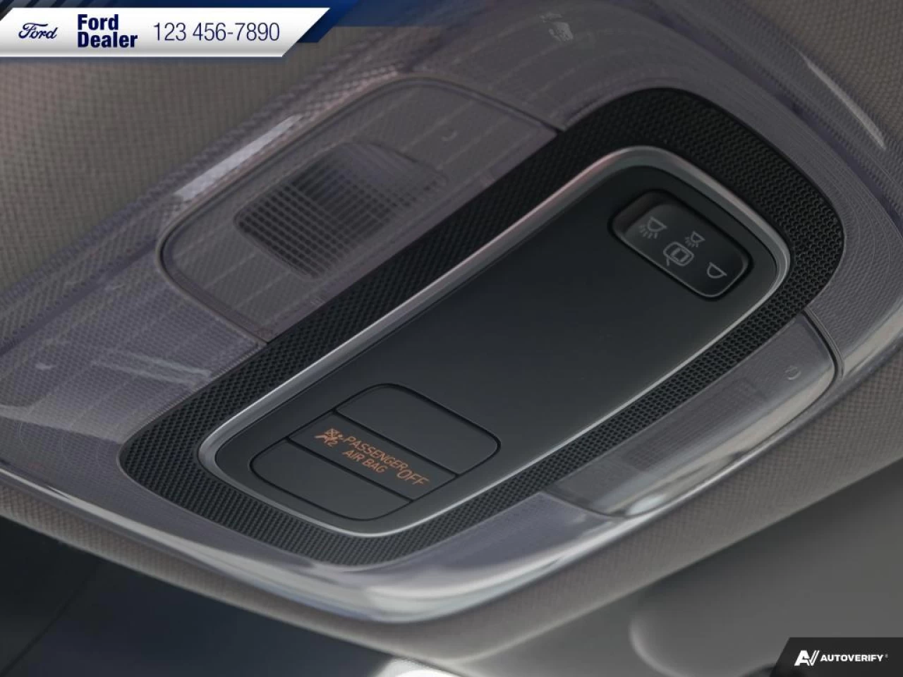 2022 Hyundai Elantra Preferred Main Image