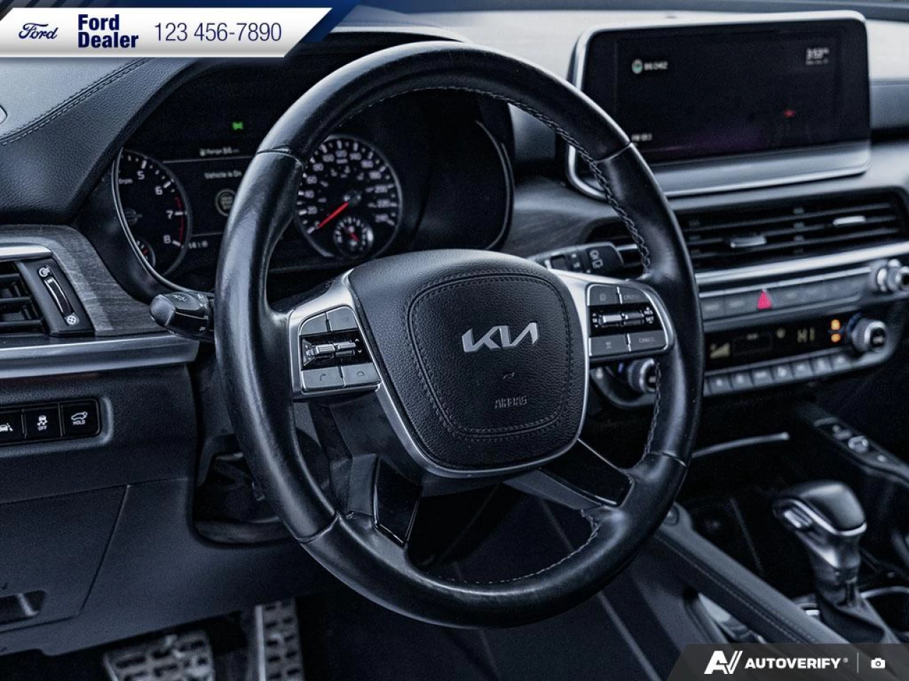2022 Kia Telluride SX Main Image