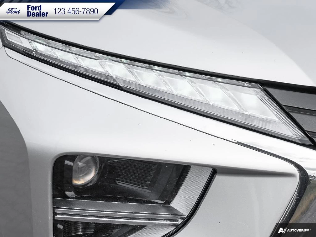 2022 Mitsubishi Eclipse Cross ES Main Image