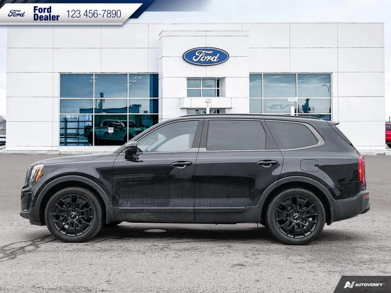 2022 Kia Telluride SX Main Image