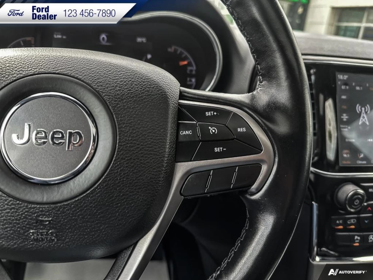 2021 Jeep Grand Cherokee Altitude Main Image