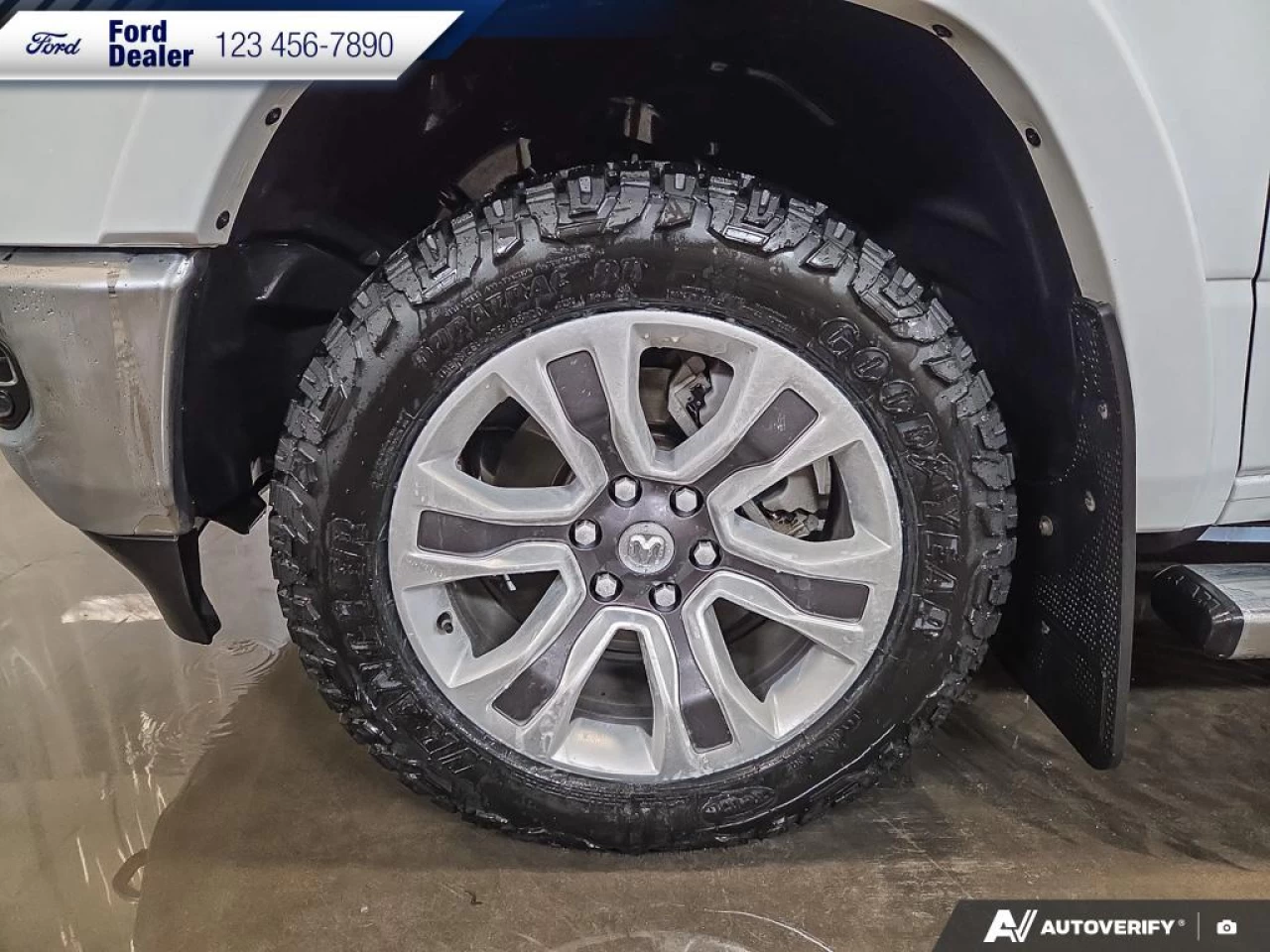 2022 Ram 1500 Longhorn Image principale