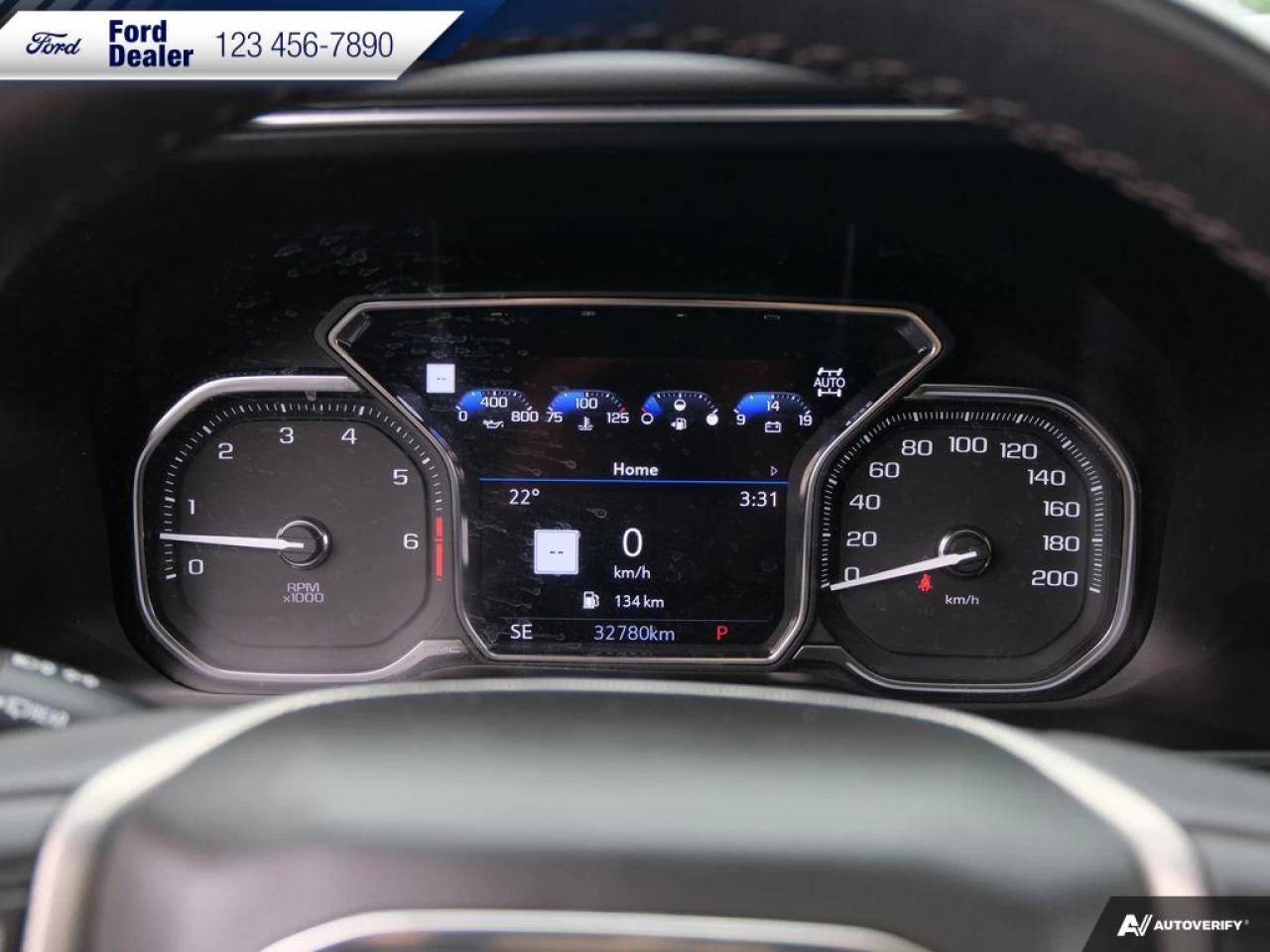 2021 GMC Yukon Denali Main Image