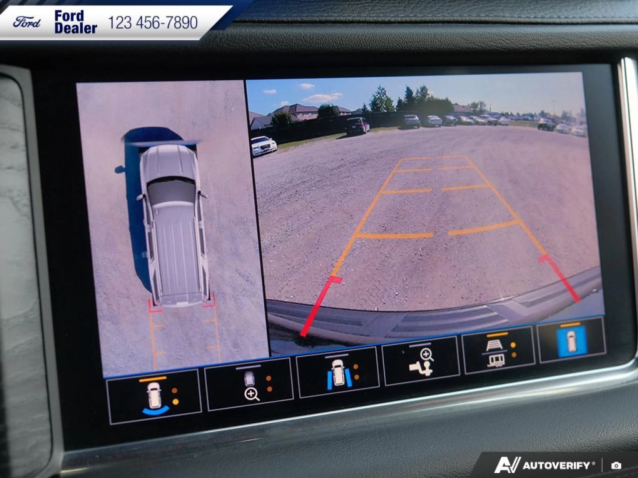 2021 GMC Yukon Denali Main Image