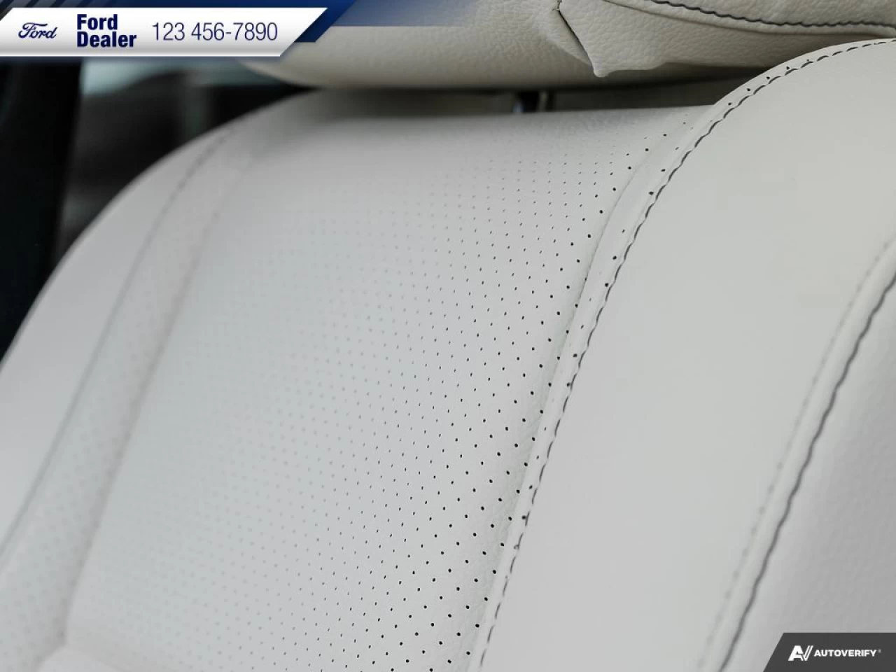 2021 Mercedes-Benz GLE 450 4MATIC Main Image