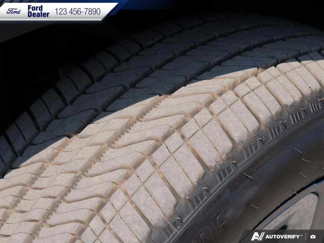 2021 GMC Yukon Denali Main Image