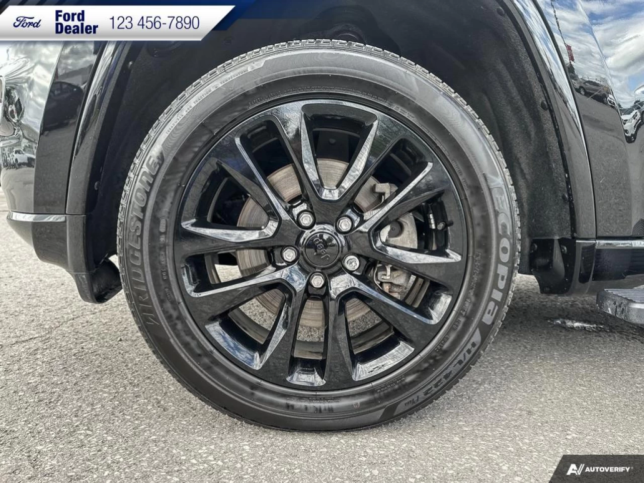 2021 Jeep Grand Cherokee Altitude Main Image