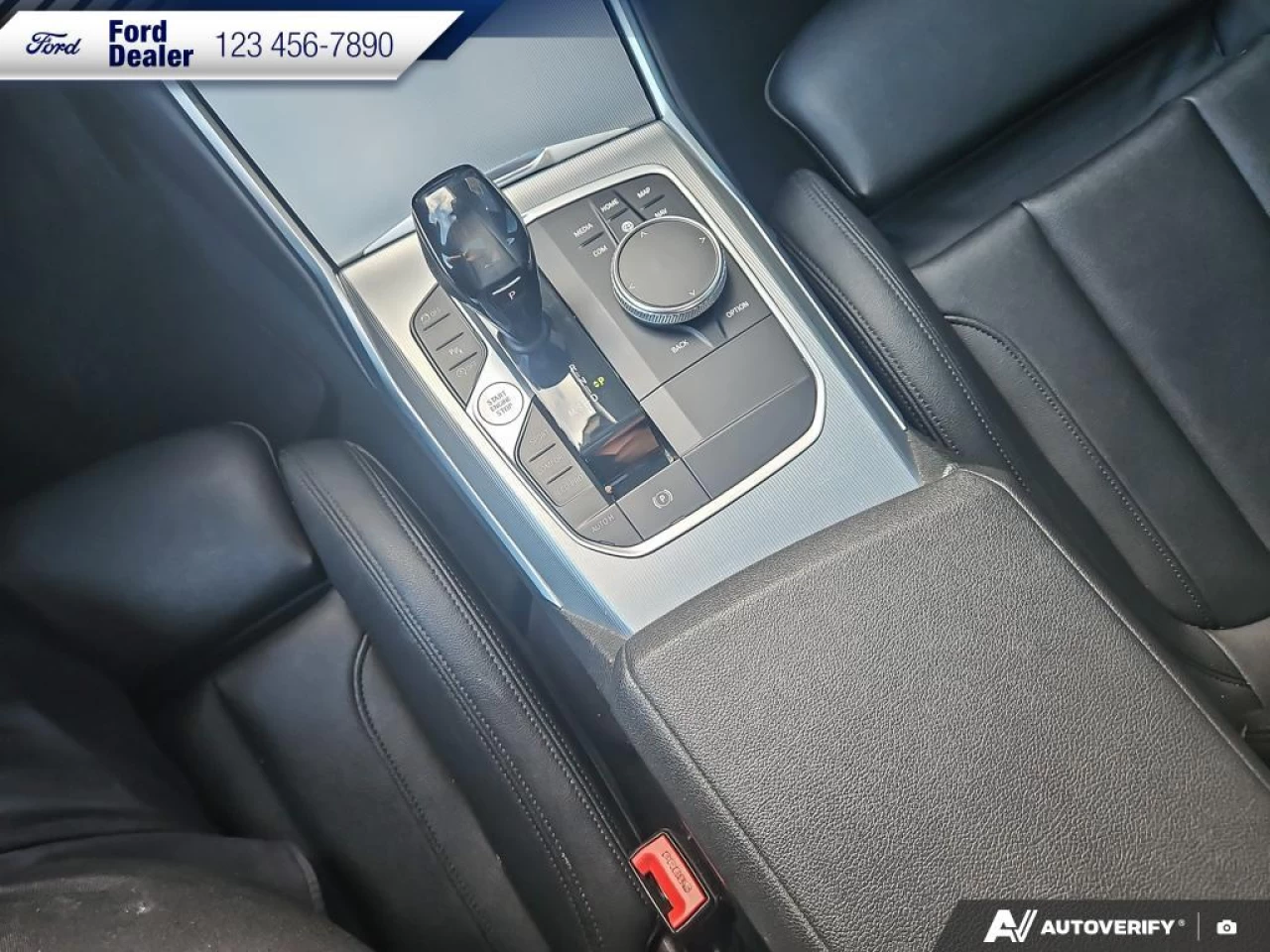 2021 BMW 3 Series 330i xDrive Sedan North America Image principale