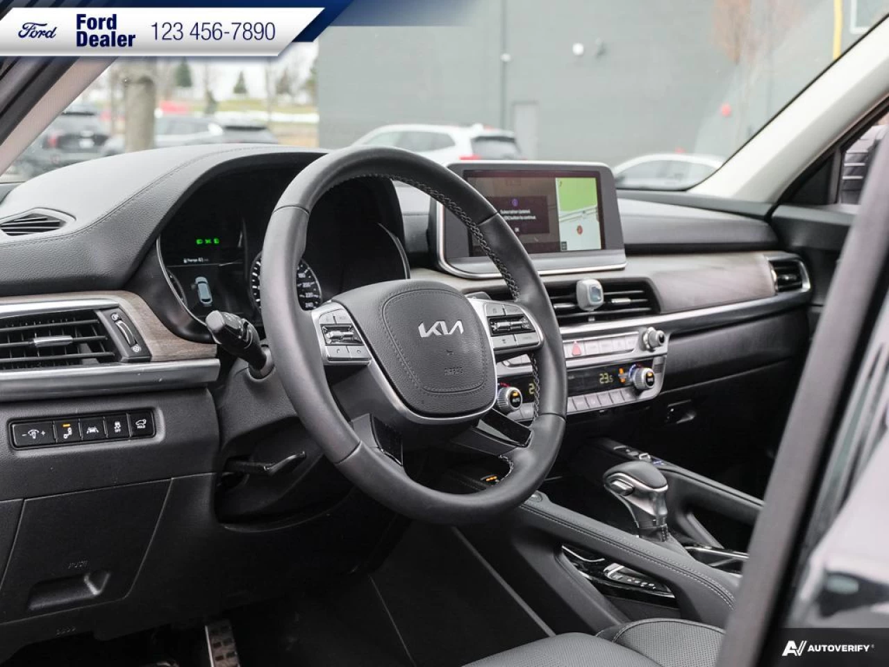 2022 Kia Telluride SX Main Image