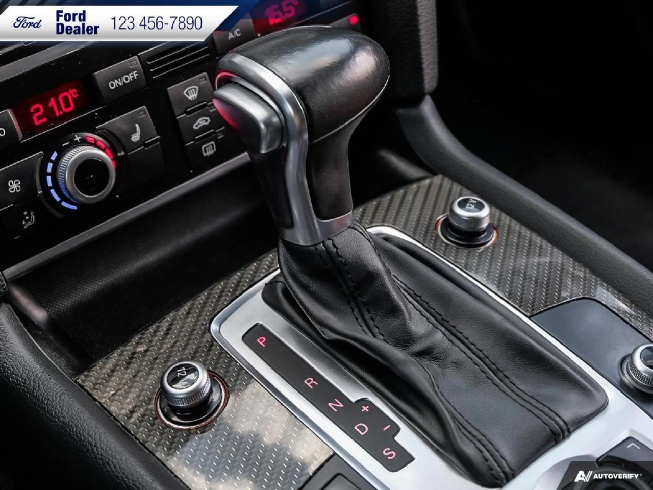 2015 Audi Q7 3.0L TDI Vorsprung Quattro Main Image