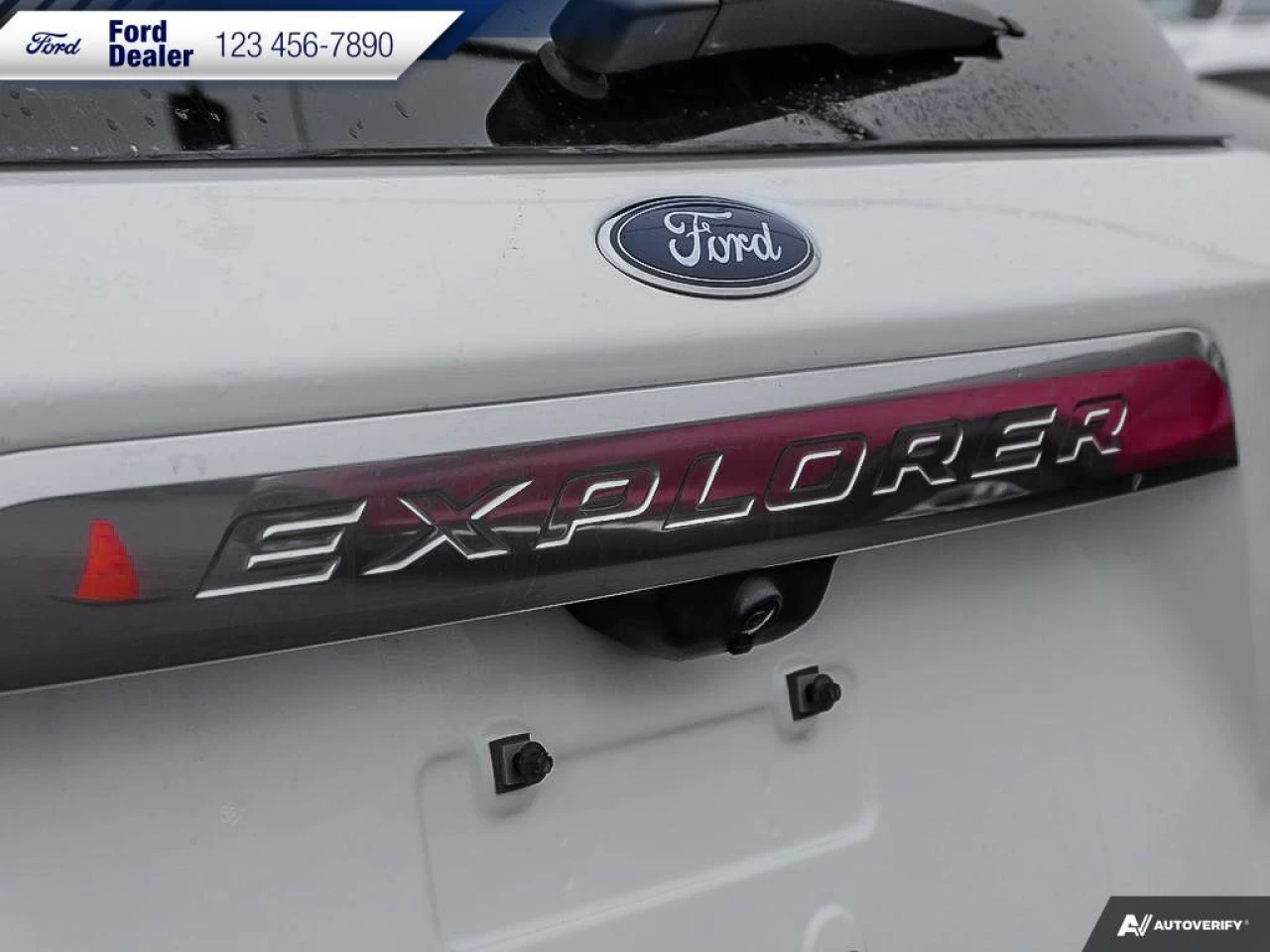 2020 Ford Explorer Platinum Main Image