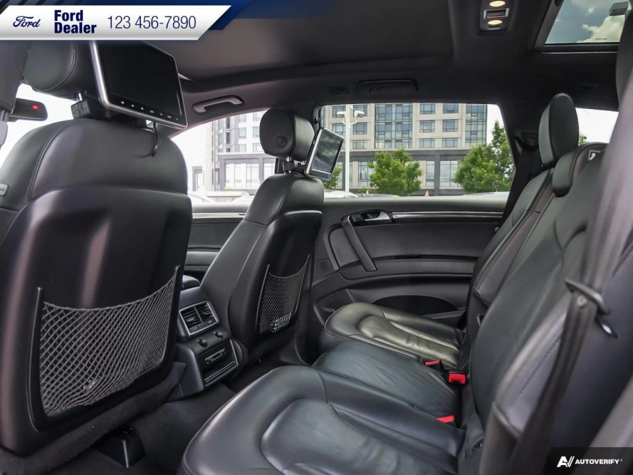 2015 Audi Q7 3.0L TDI Vorsprung Quattro Main Image