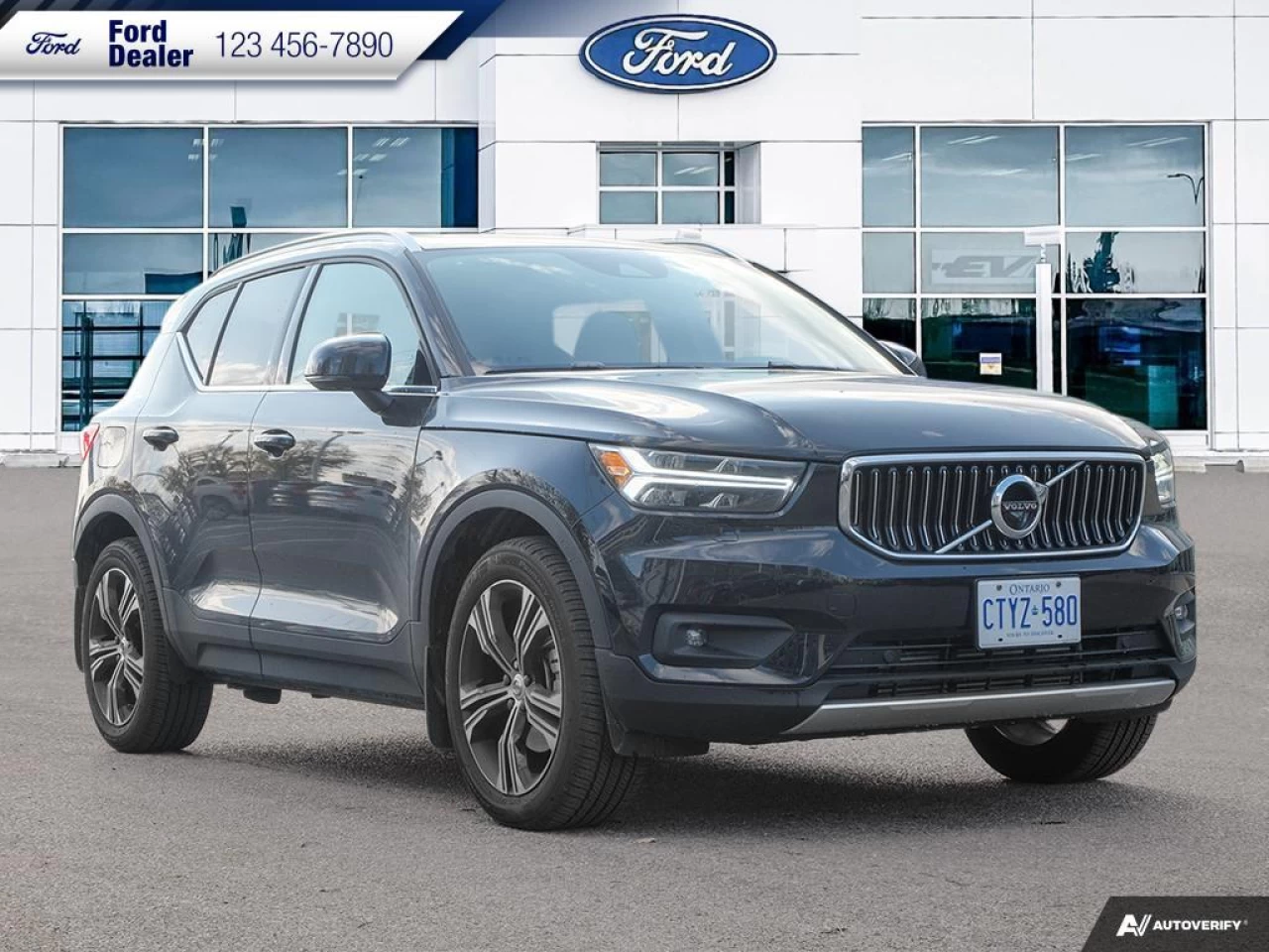 2022 Volvo XC40 T5 Inscription Main Image