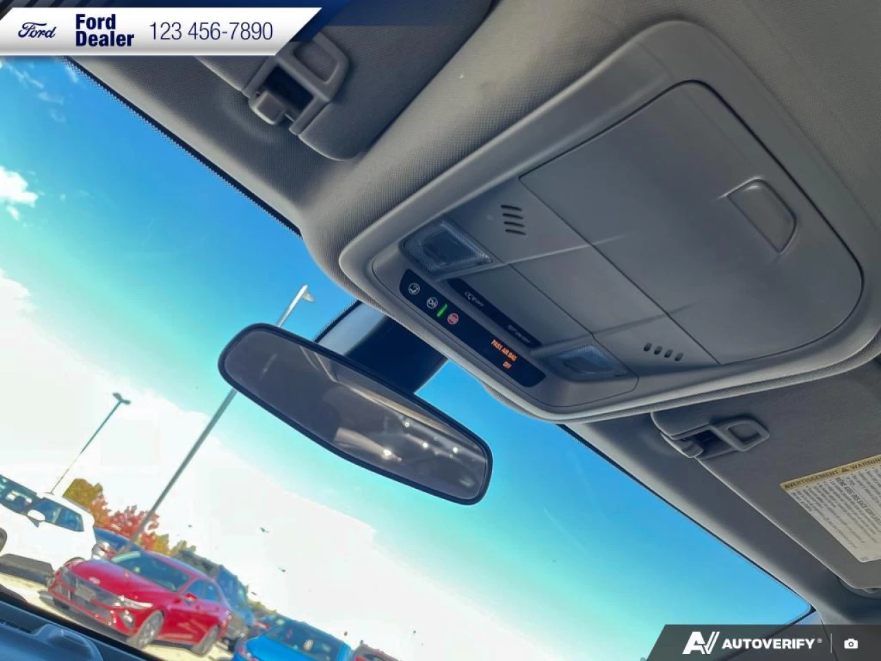 2019 Chevrolet Equinox LT Main Image