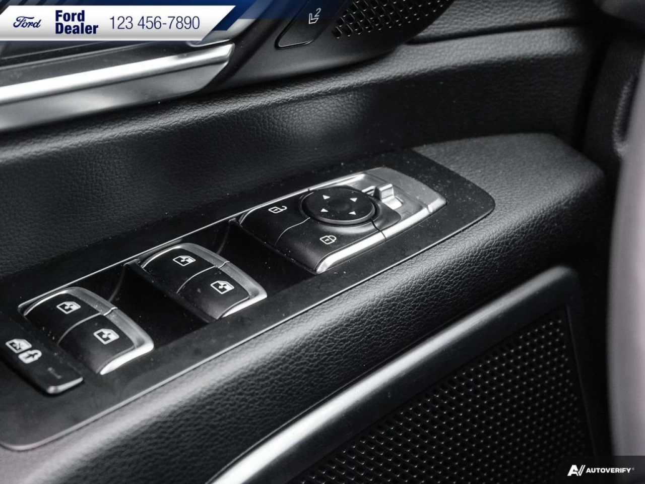 2022 Kia Telluride SX Main Image