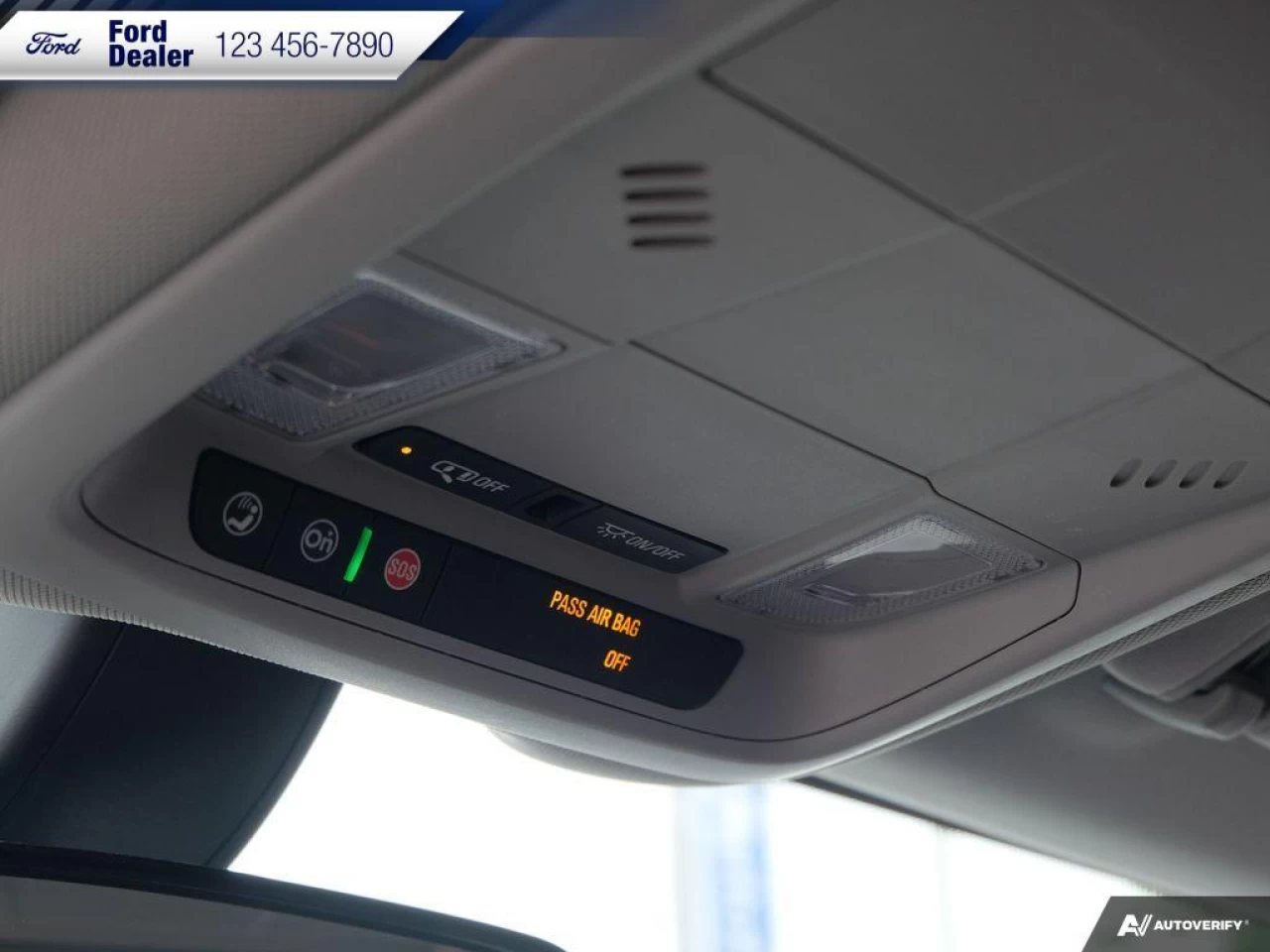 2019 Chevrolet Equinox LT Main Image