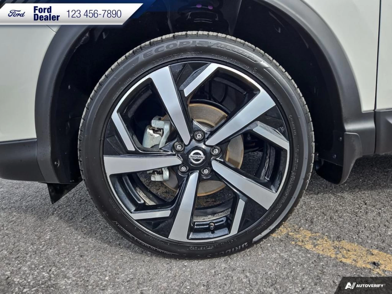 2021 Nissan Qashqai S AWD Main Image