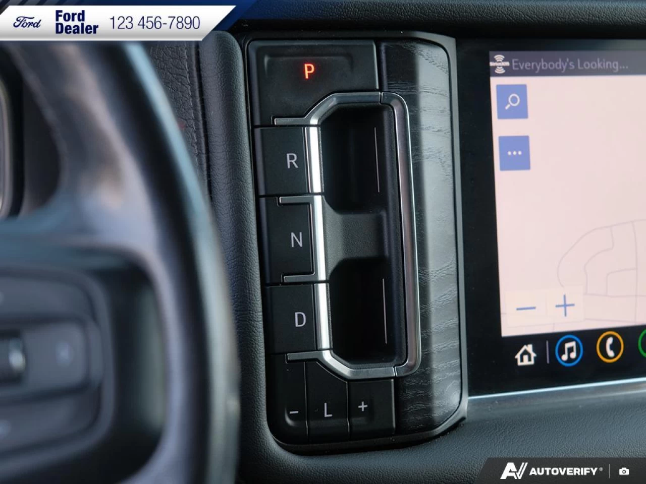 2021 GMC Yukon Denali Main Image