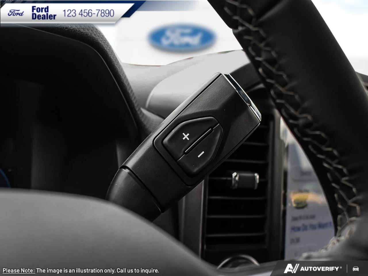 2023 Ford F-150 XLT Main Image