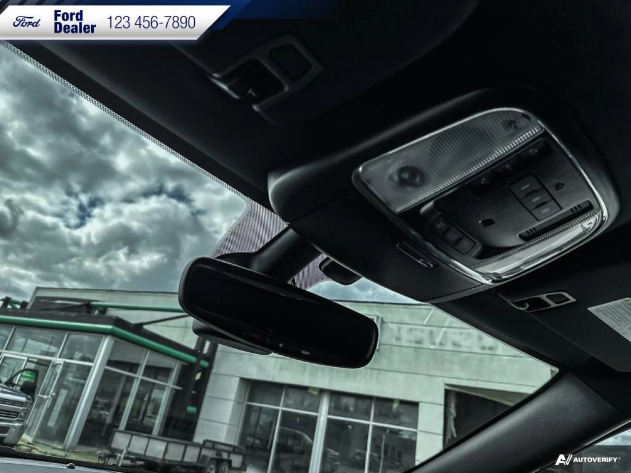 2021 Jeep Grand Cherokee Altitude Main Image