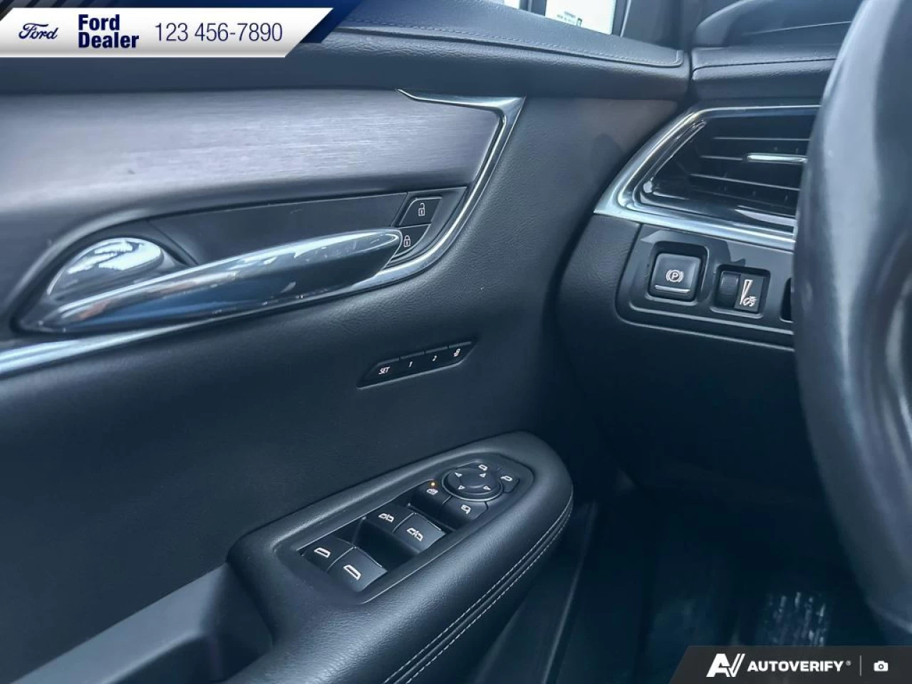 2022 Cadillac XT6 Luxury Image principale