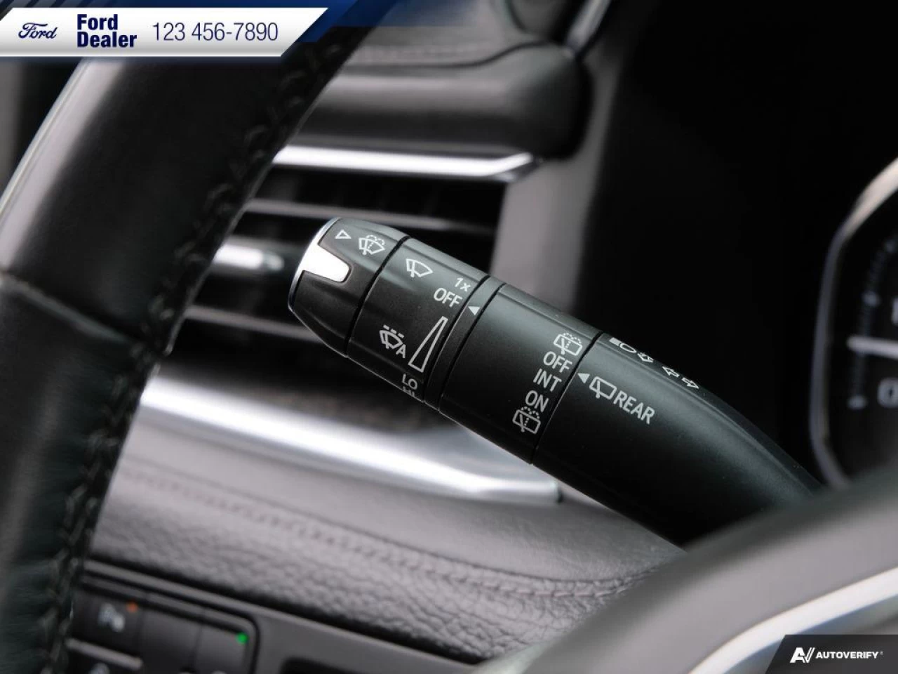 2021 GMC Yukon Denali Main Image