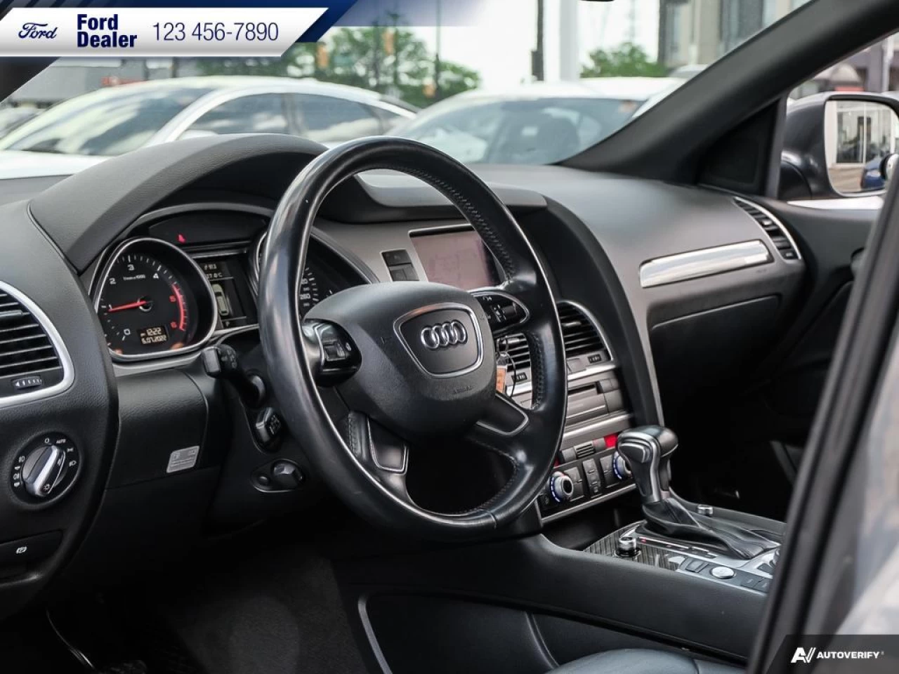 2015 Audi Q7 3.0L TDI Vorsprung Quattro Main Image