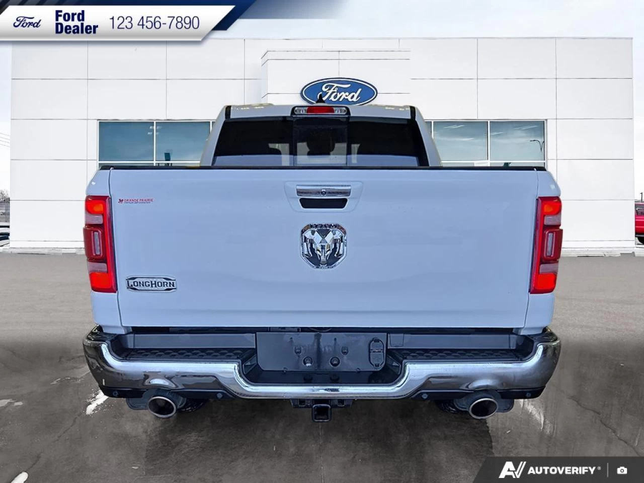 2022 Ram 1500 Longhorn Main Image