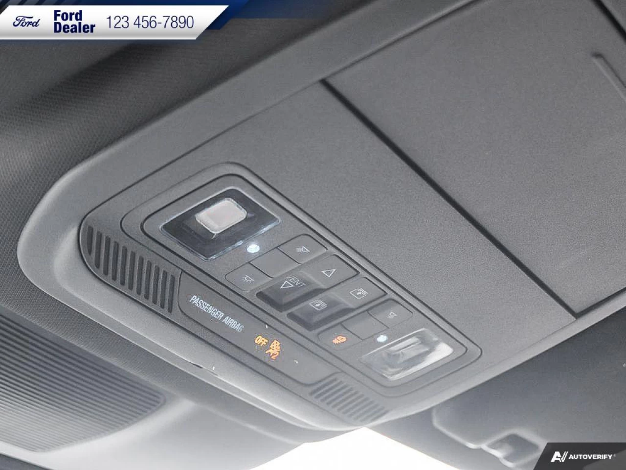 2020 Ford Explorer Platinum Main Image