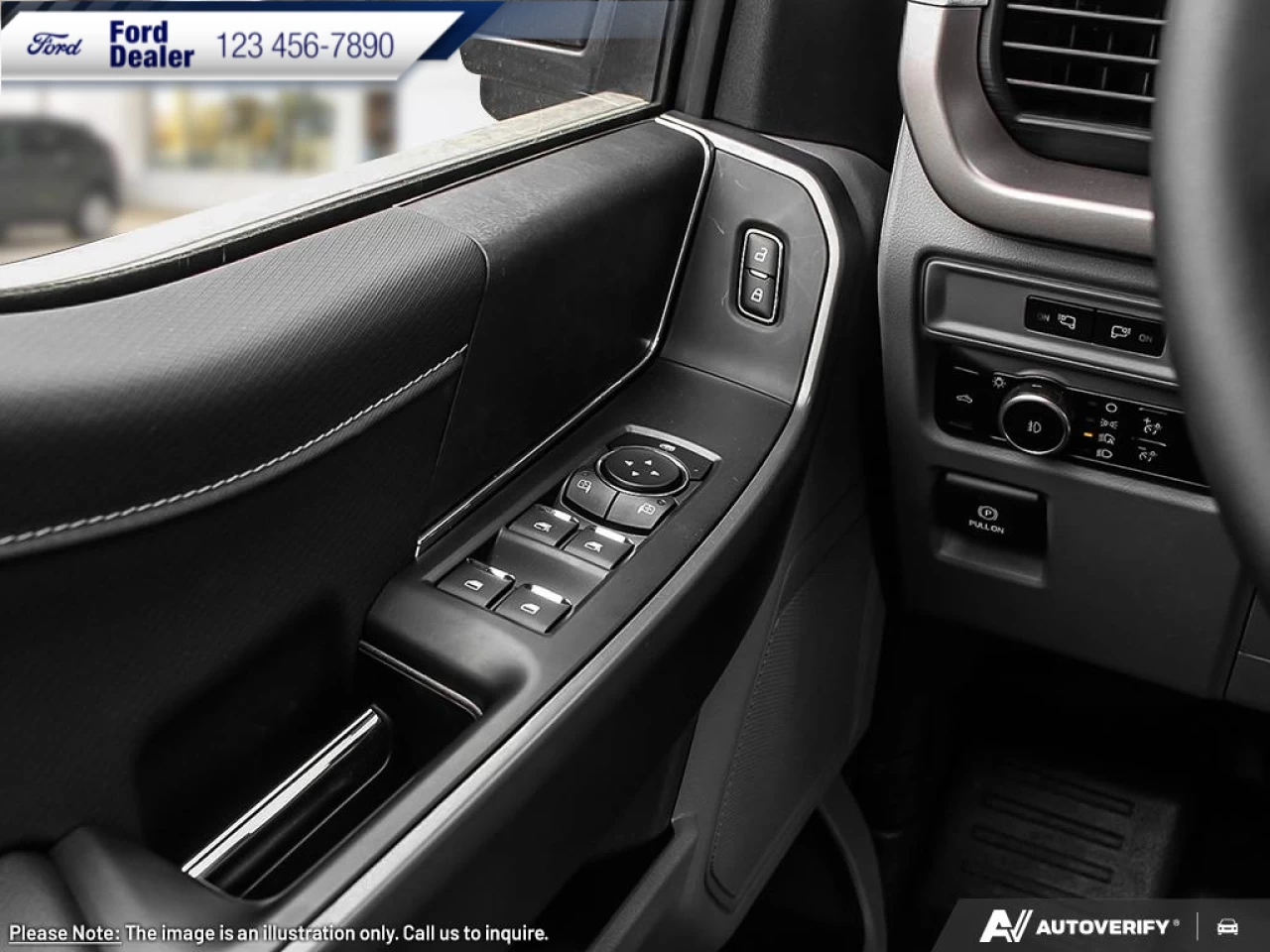 2023 Ford F-150 XLT Main Image