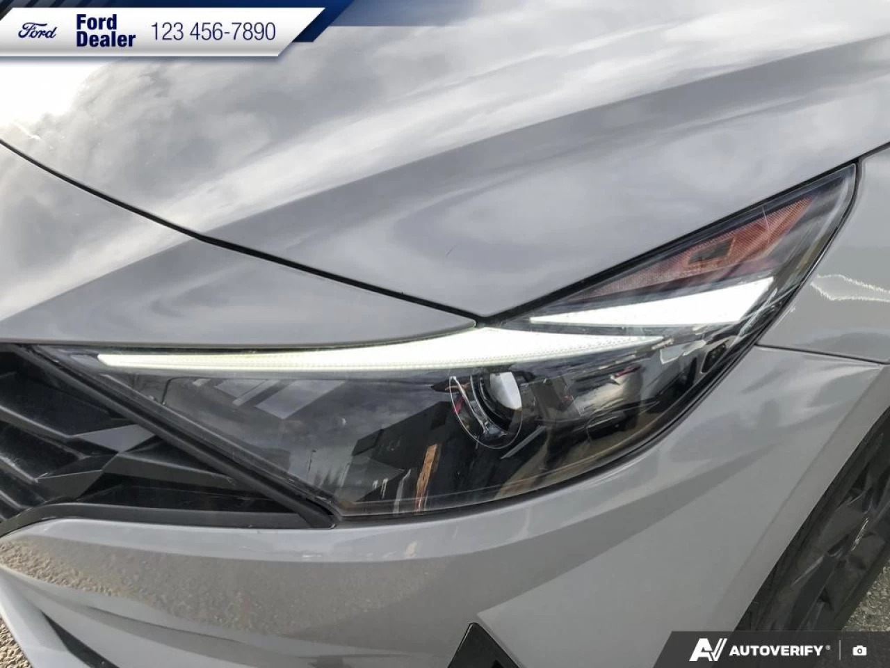 2022 Hyundai Elantra Preferred Image principale