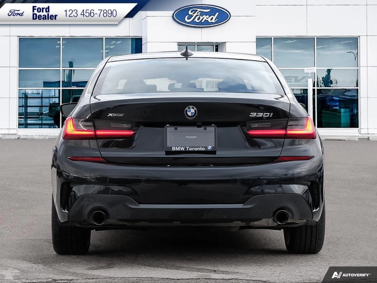 2021 BMW 3 Series 330i xDrive Sedan North America Image principale