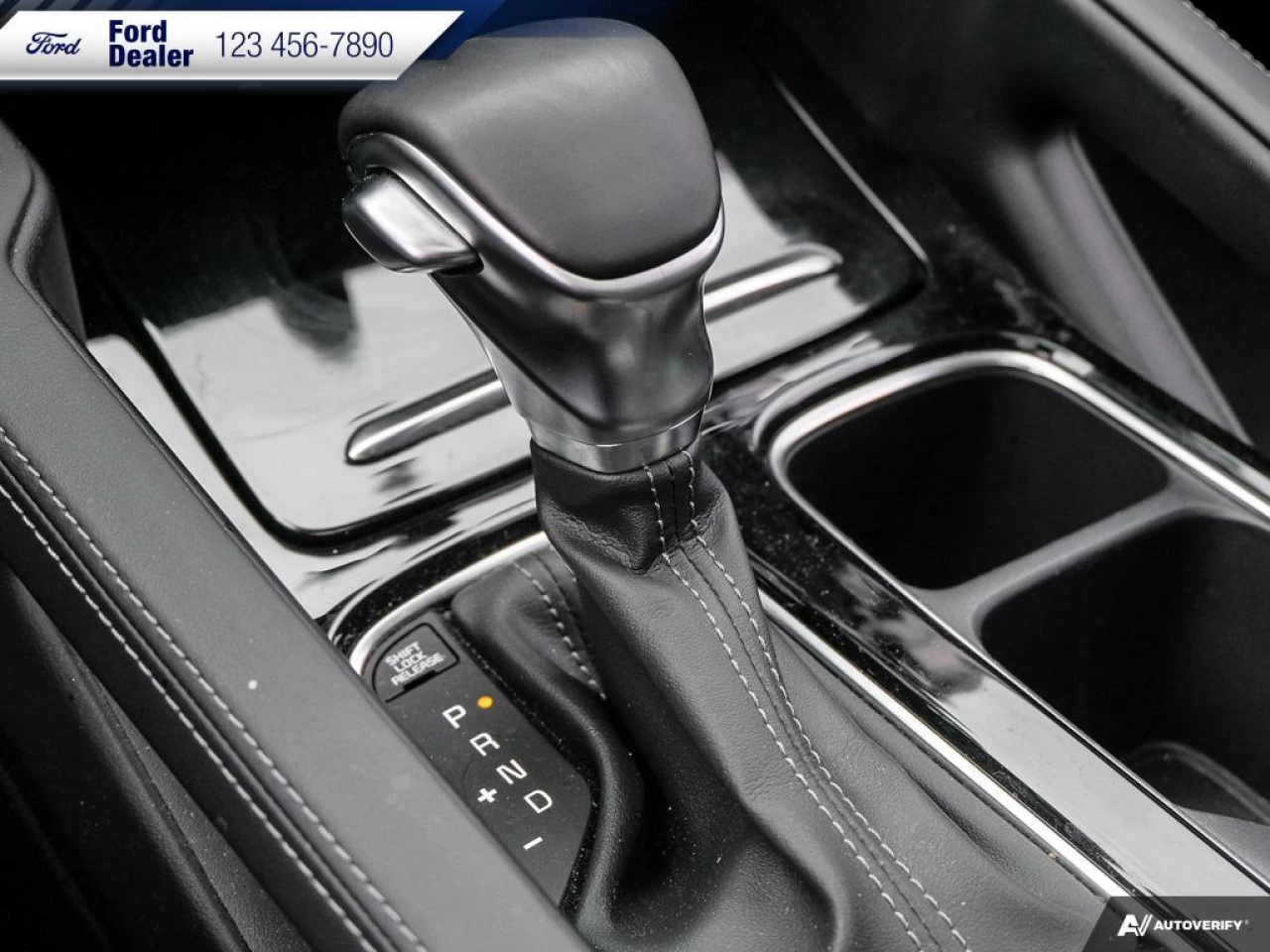 2022 Kia Telluride SX Main Image