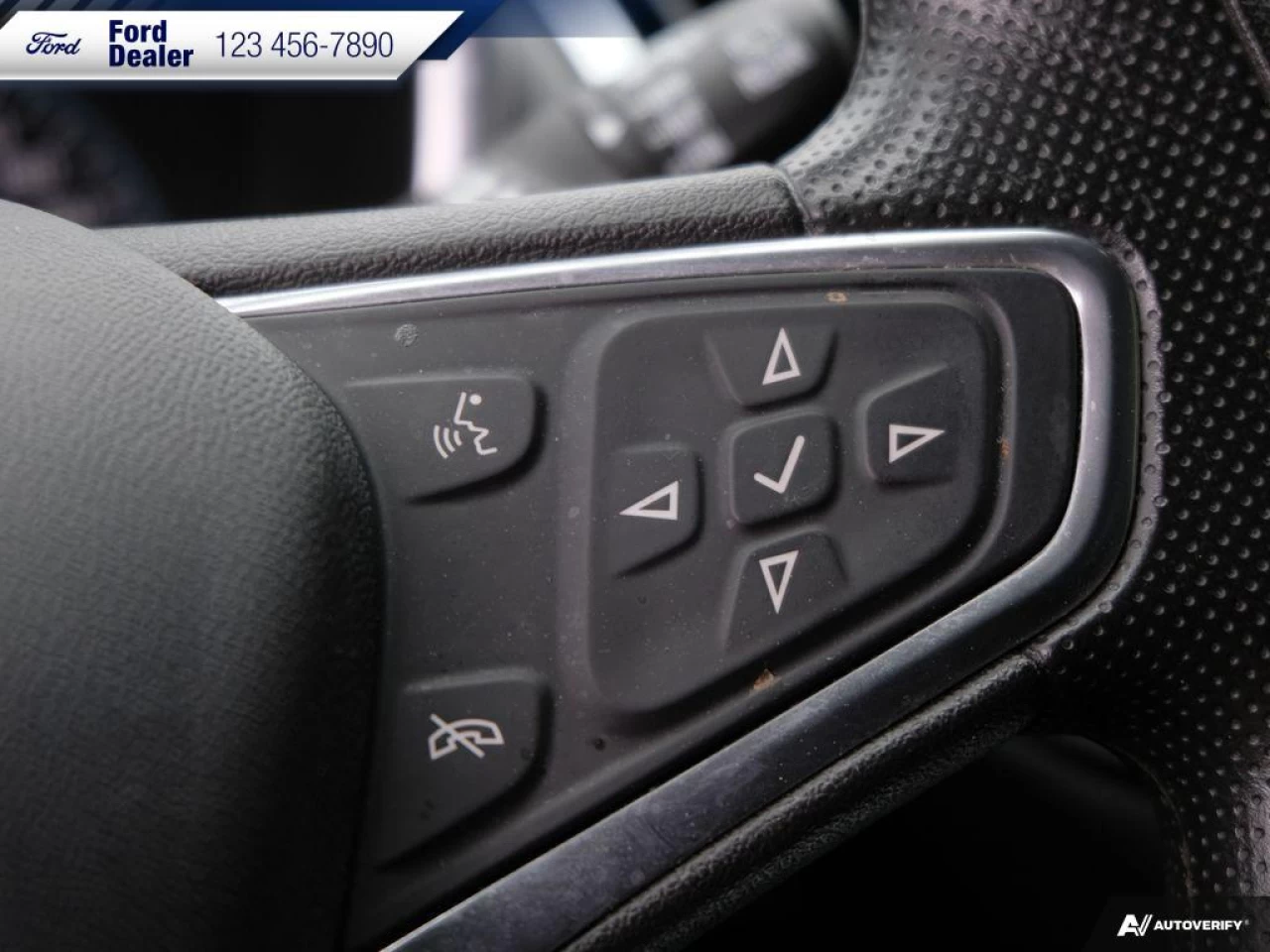 2019 Chevrolet Equinox LT Main Image