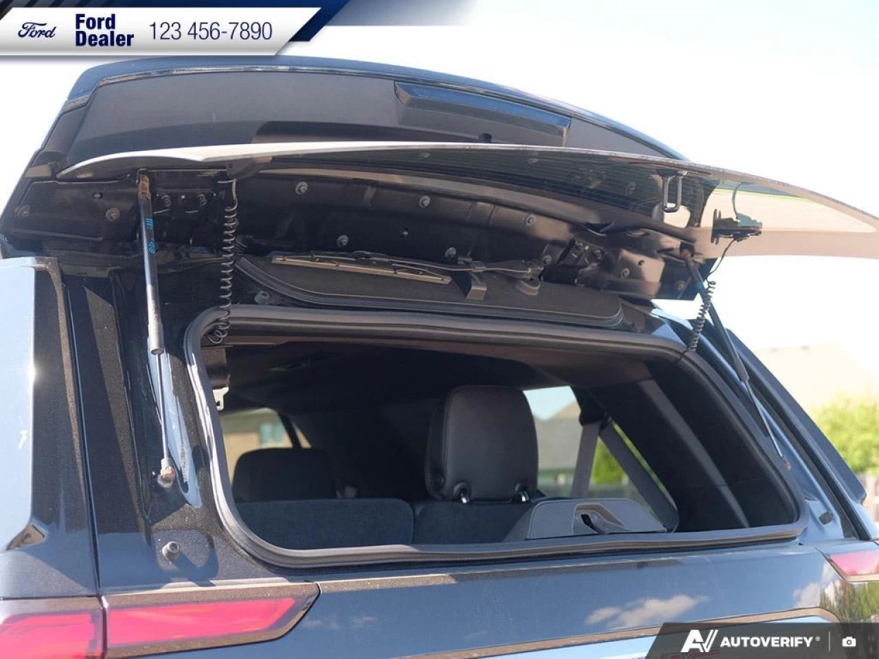 2021 GMC Yukon Denali Image principale