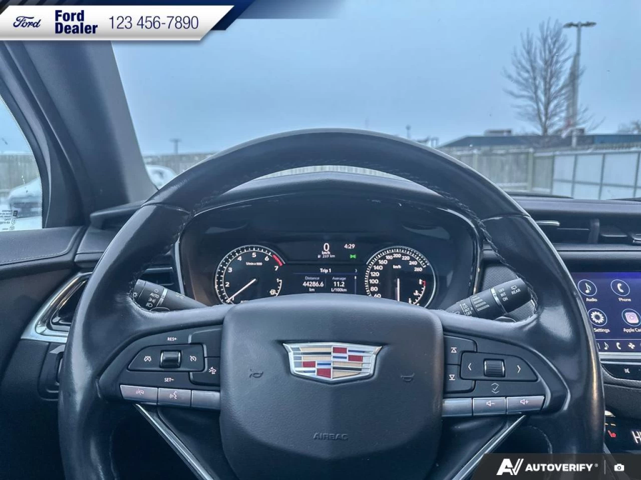 2022 Cadillac XT6 Luxury Image principale