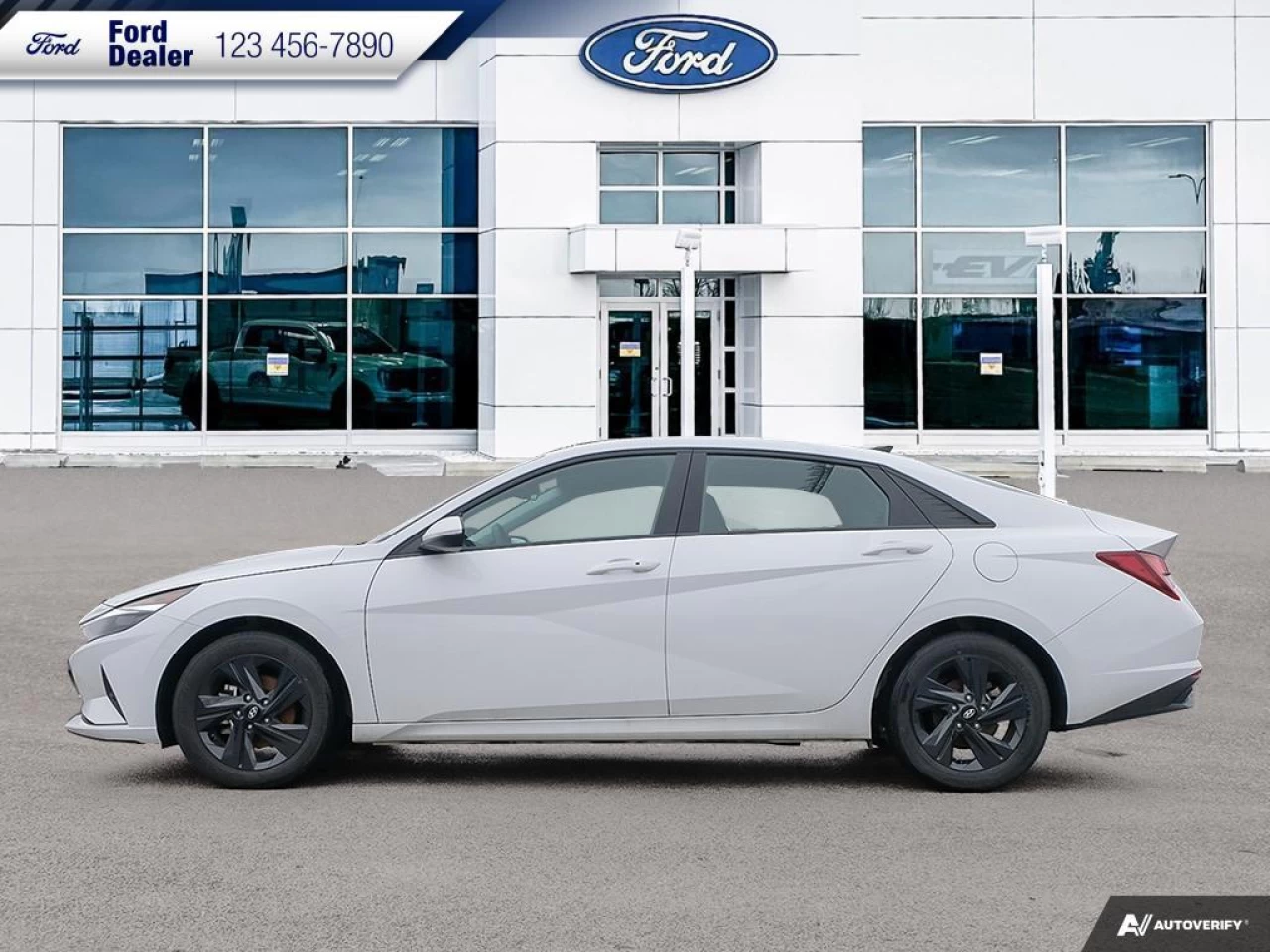 2022 Hyundai Elantra Preferred Image principale