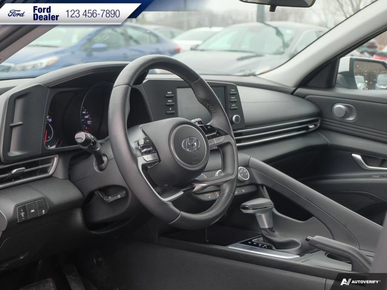 2022 Hyundai Elantra Preferred Main Image