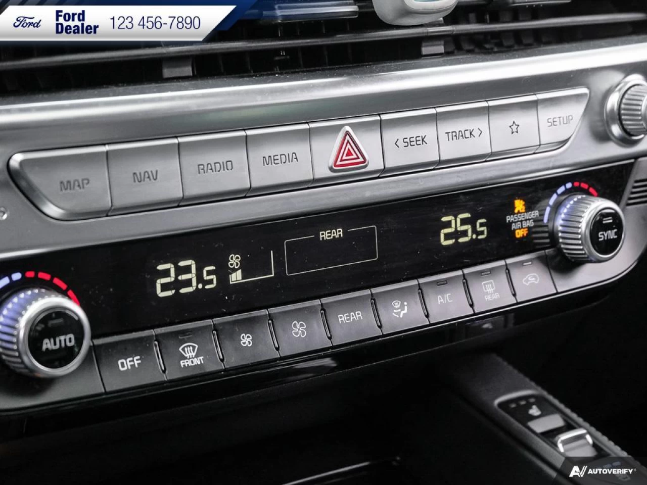 2022 Kia Telluride SX Main Image