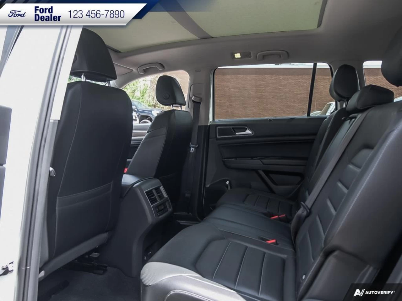 2018 Volkswagen Atlas Highline 3.6 FSI Image principale