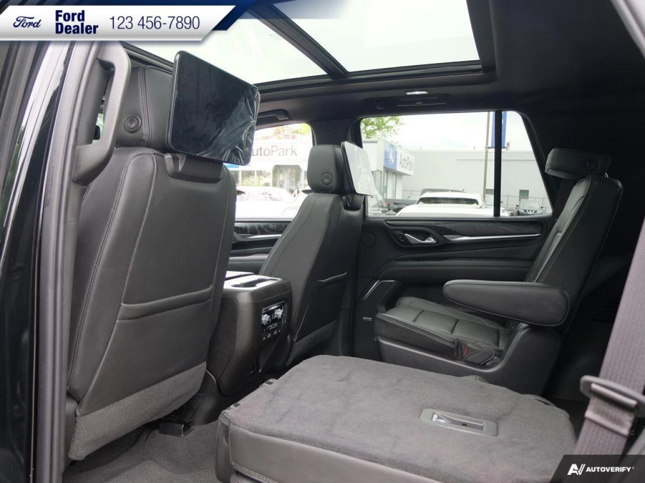 2021 GMC Yukon Denali Image principale