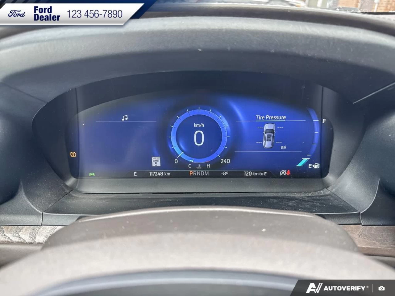 2020 Ford Explorer Platinum Image principale
