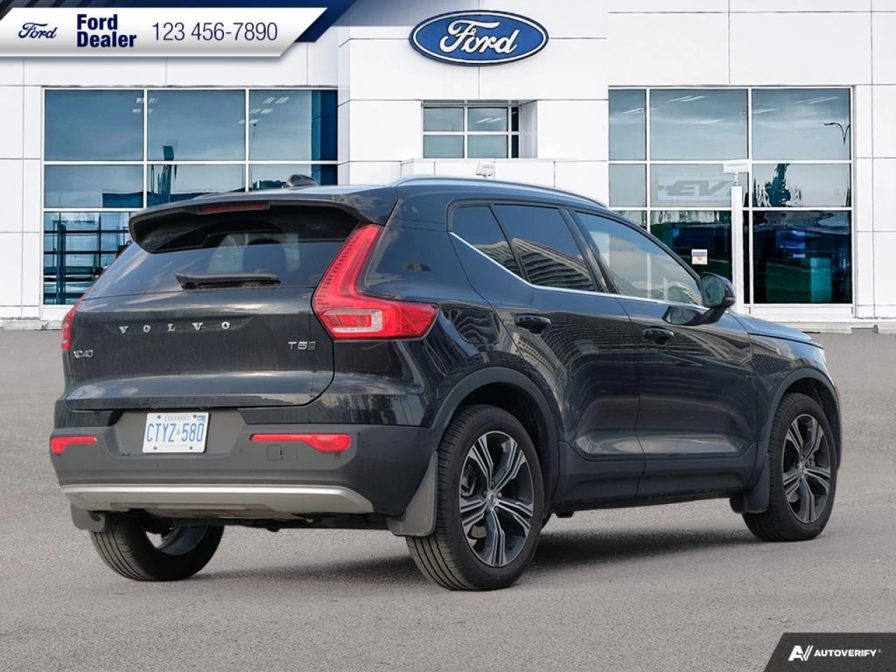2022 Volvo XC40 T5 Inscription Main Image