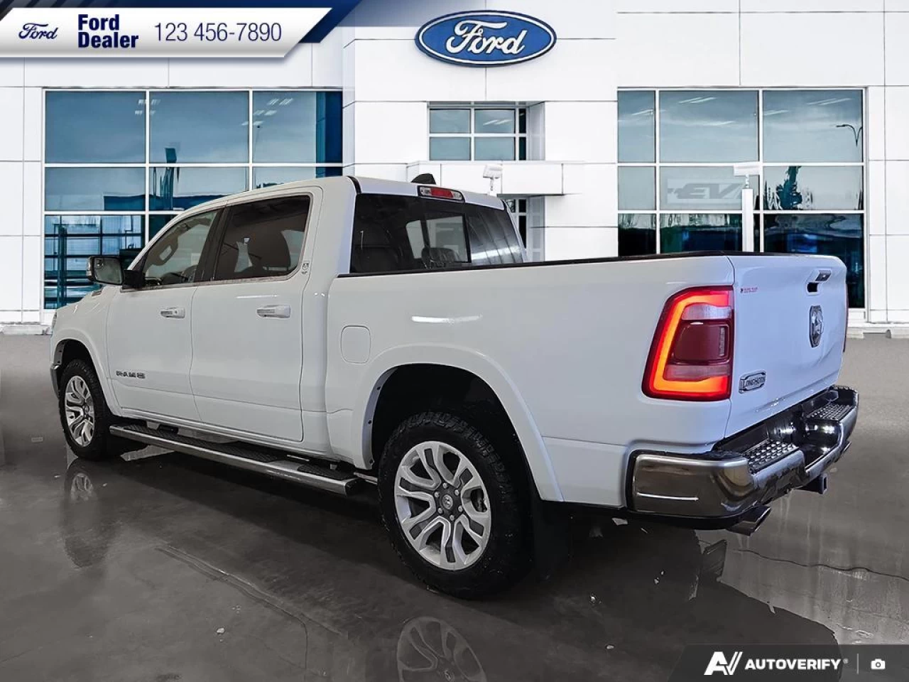 2022 Ram 1500 Longhorn Image principale