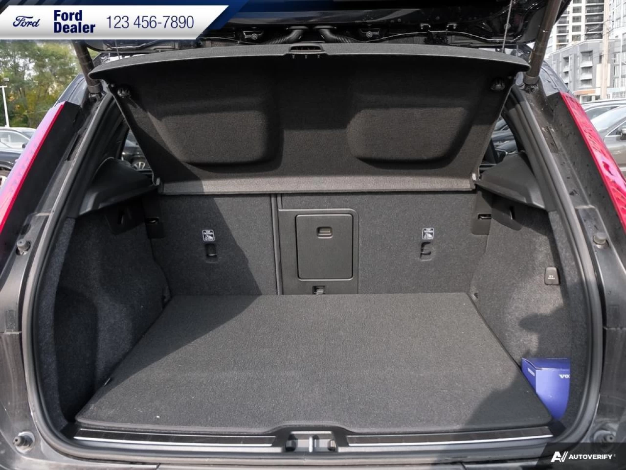 2022 Volvo XC40 T5 Inscription Image principale