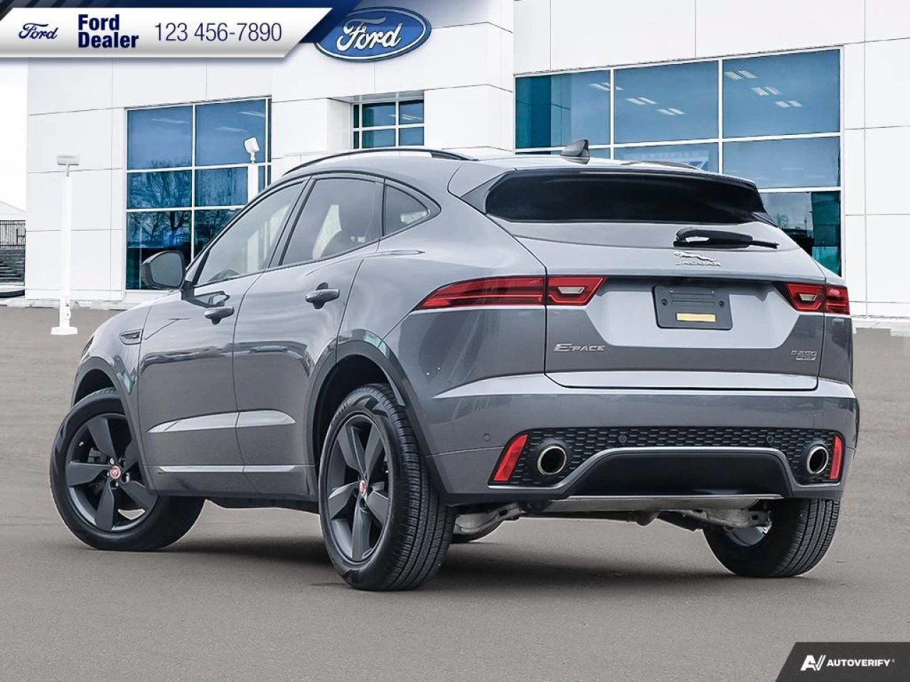 2020 Jaguar E-Pace Checkered Flag Image principale