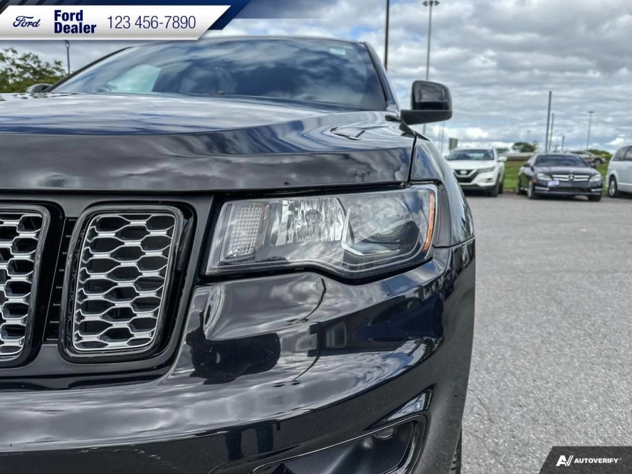 2021 Jeep Grand Cherokee Altitude Main Image