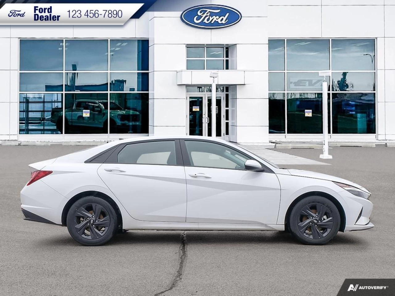 2022 Hyundai Elantra Preferred Image principale